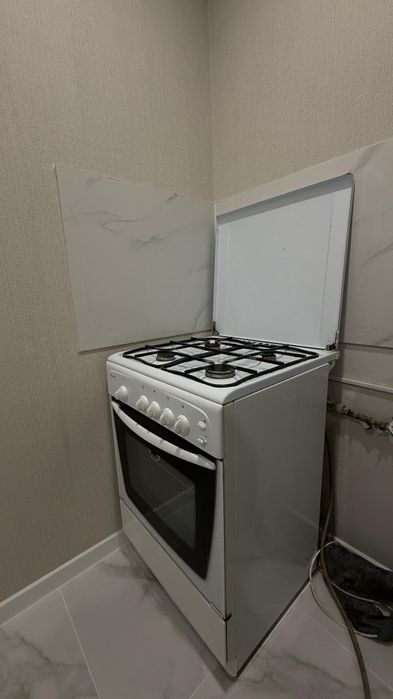 Срочно продам газплиту GEFEST