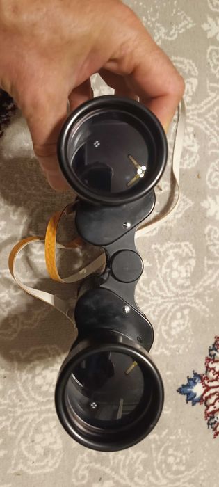 Продаётся бинокль 10*50