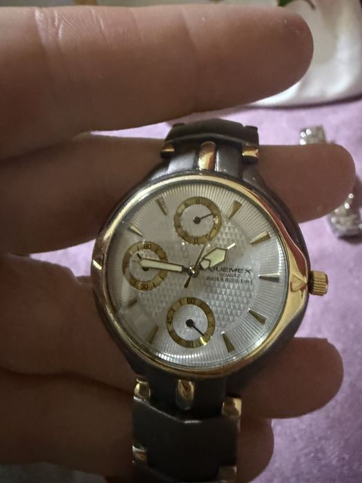 Часовници лот …..