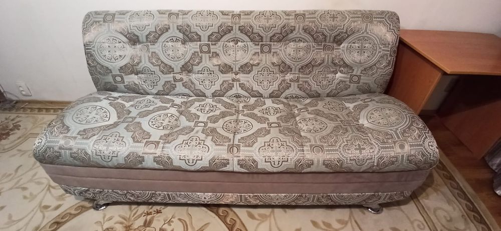 Продаю мягкий уголок