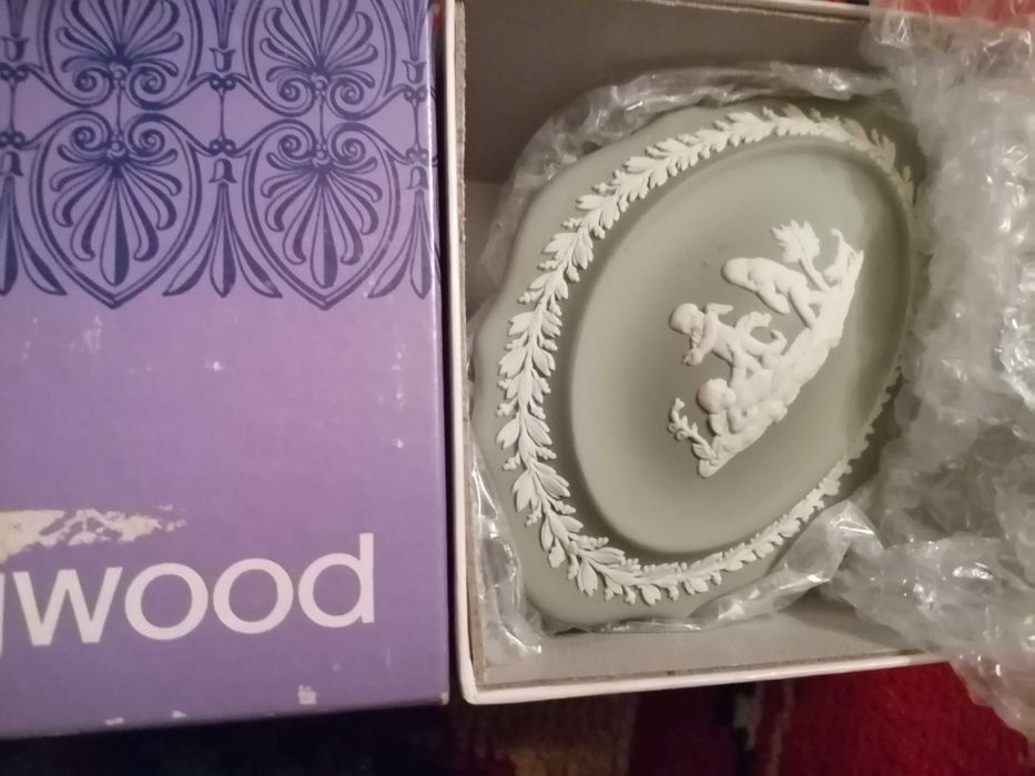 Cutie de bijuterii Wedgwood jasper made inn England