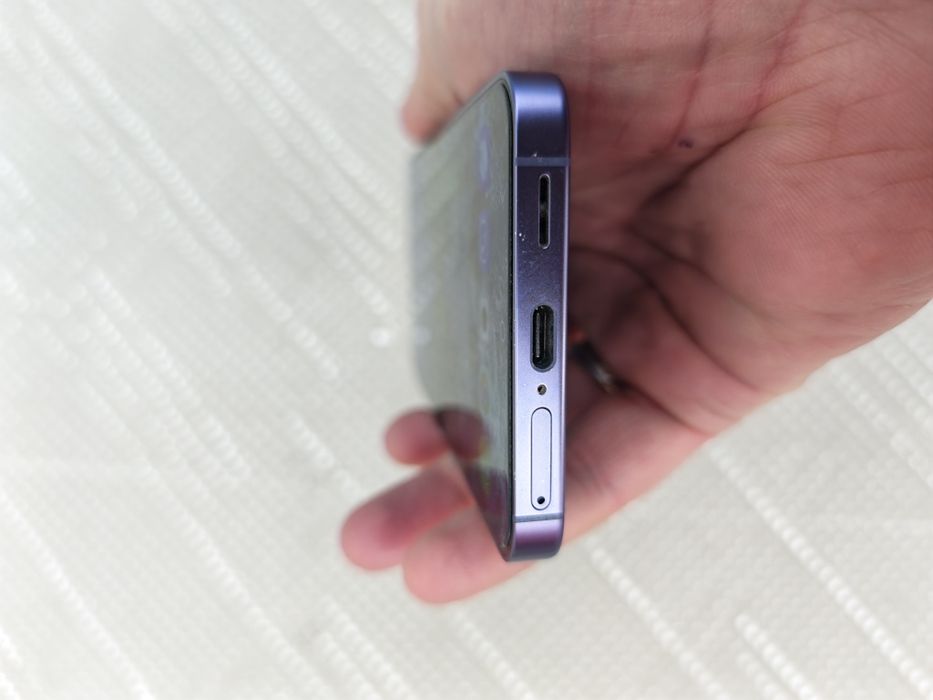 Samsung S24 , 256 GB , 8 GB RAM