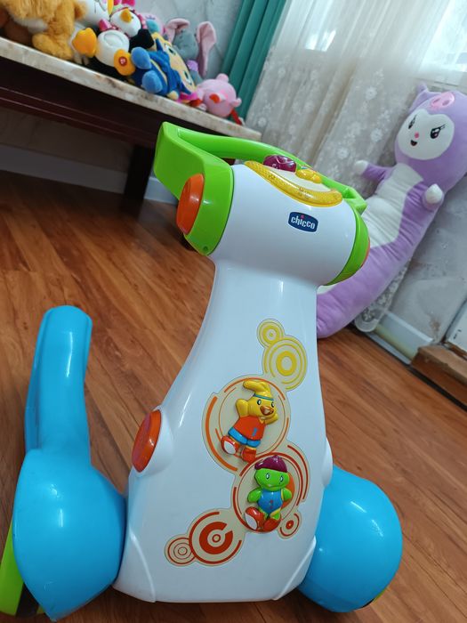 Толокар chicco толкалка ходунок
