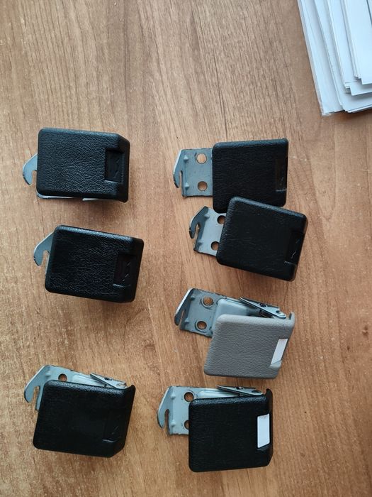 Ручки открывания капота Mitsubishi