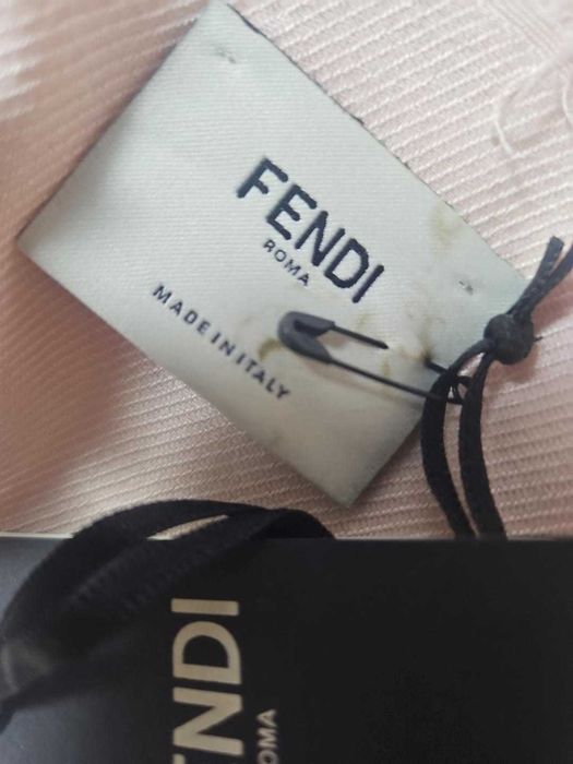 Fendi оригинал продам
