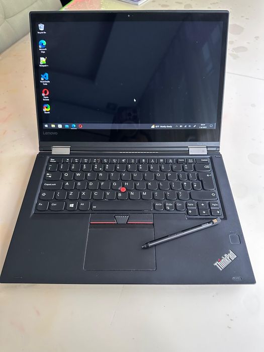 Lenovo ThinkPad Yoga 370 / Core i5 / 8GB / 256GB SSD / Сенсор + Стилус