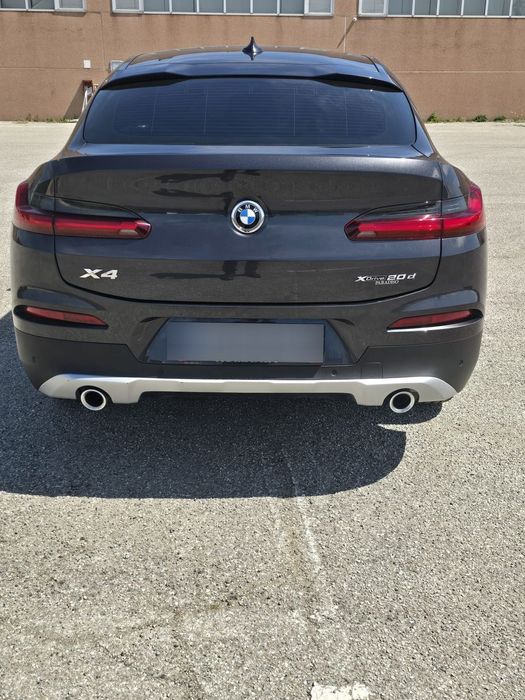 BMW X4 Primul propetar tinuta numai an garaj  stare impecabil