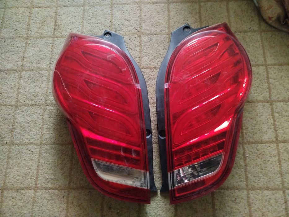 Spark orqa fara juft  pesochniy спарк фара