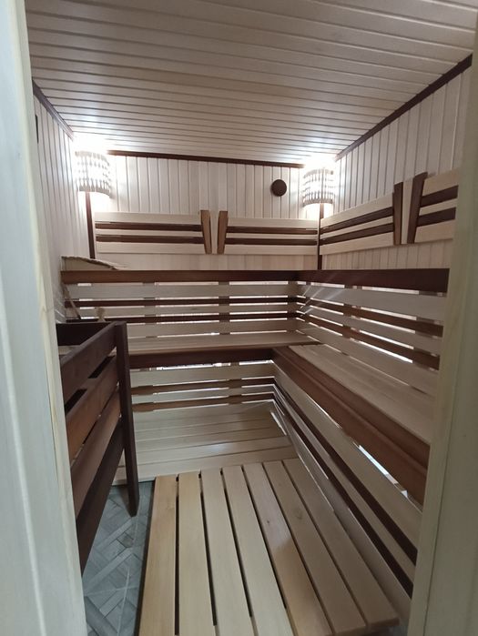 Монтаж бань саун