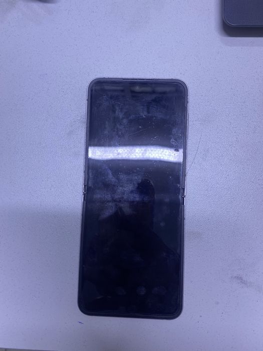 Samsung Galaxy Z Flip 6