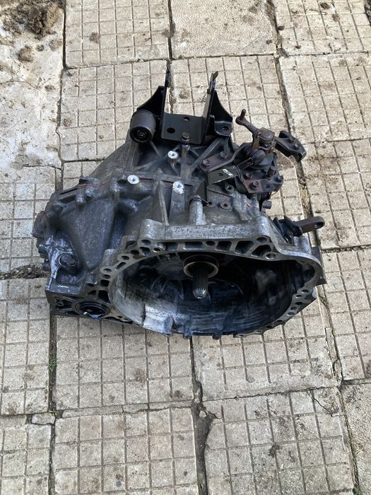 Скоростна кутия за тойота /Toyota Auris 2.0 D4D 126кс