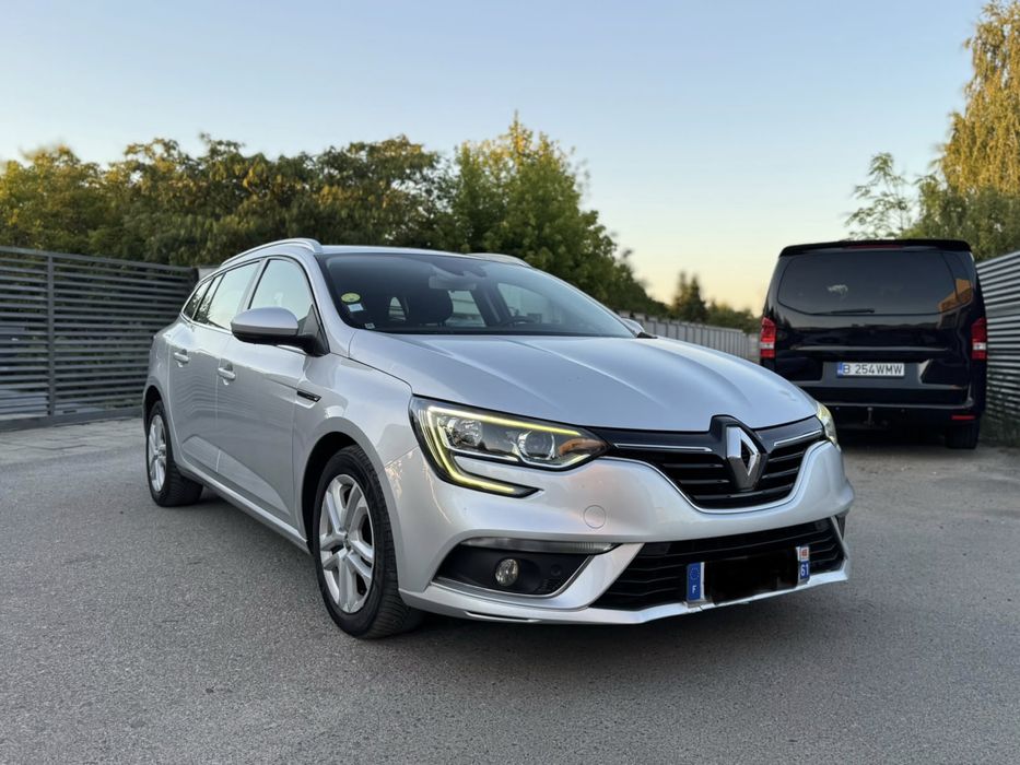 RENAULT Megane