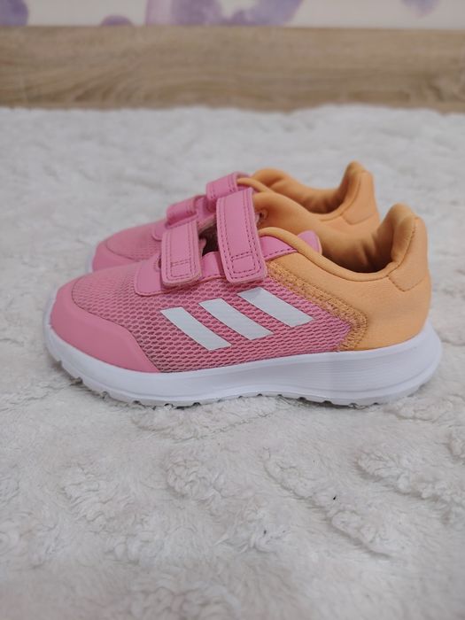 Маратонки и сандали 26размер