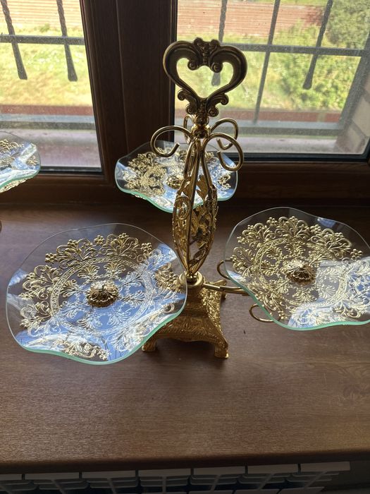 Продам этажерки для сервировки стола