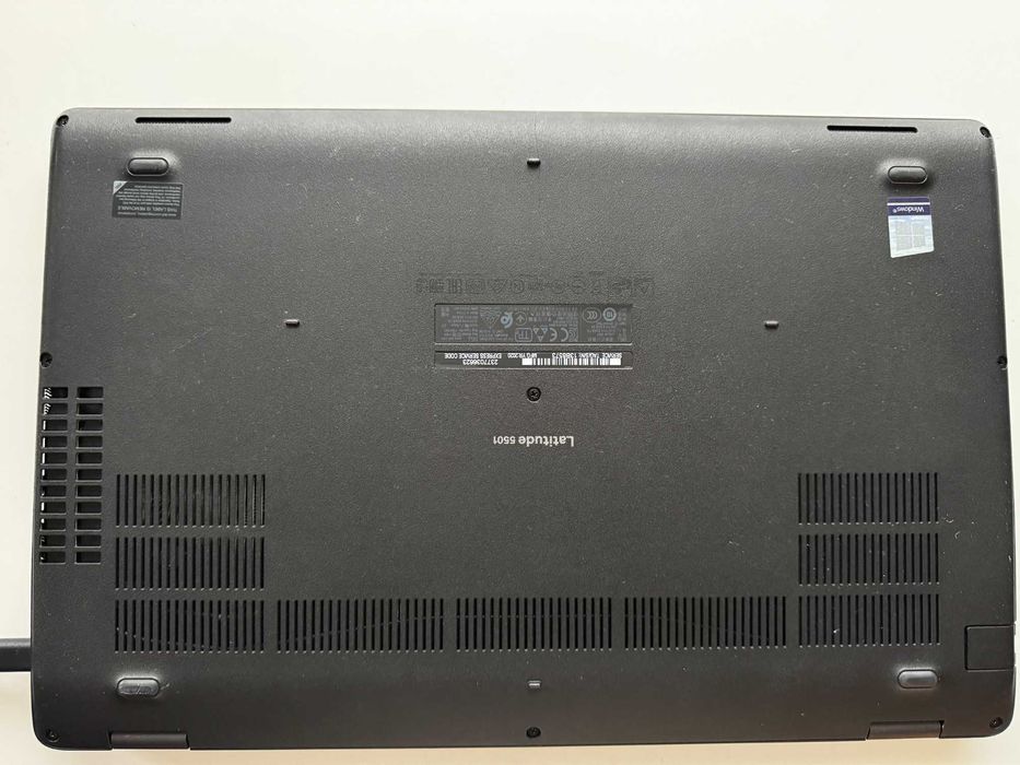 Dell Latitude 5501 – i7 / 16GB RAM / MX150