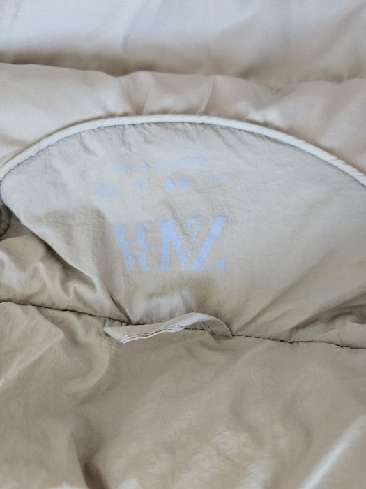 Geaca zara cu puf si pene