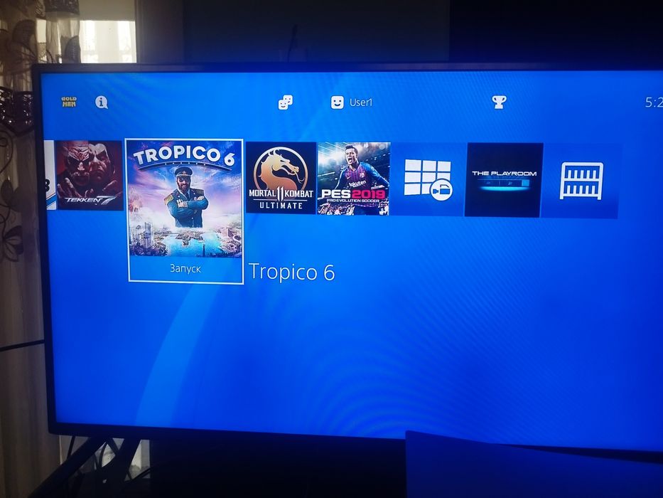 PlayStation 4 PRO сотилади, продаётся, игры-11 ,холати яхши,