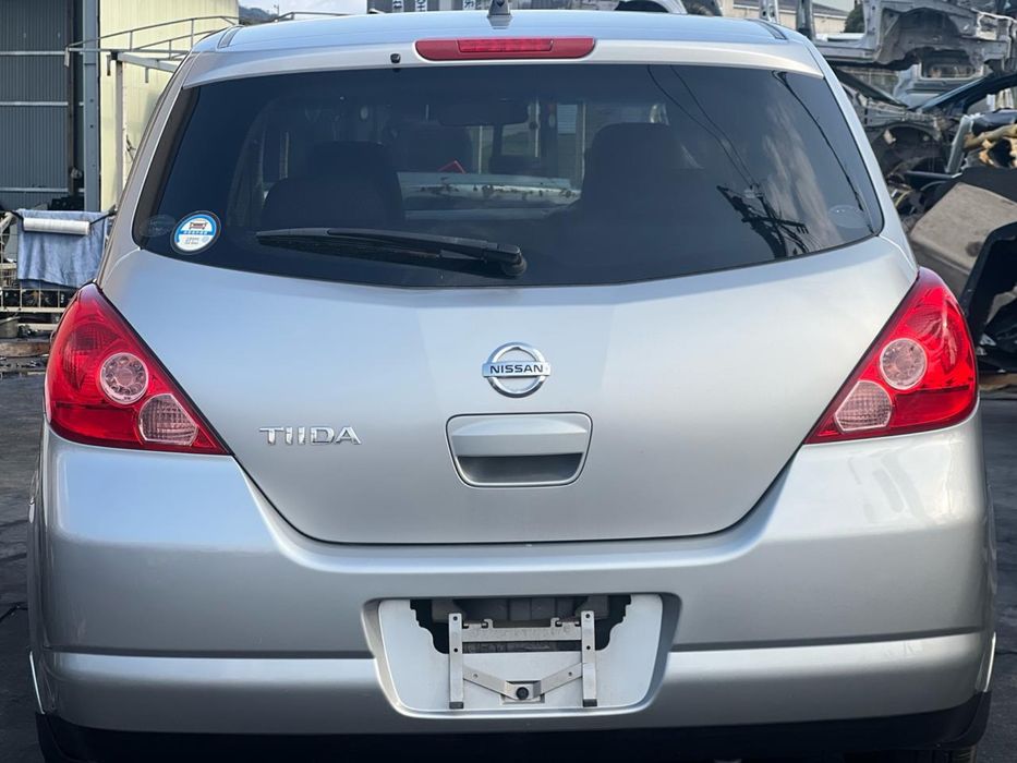Ниссан тида на разбор