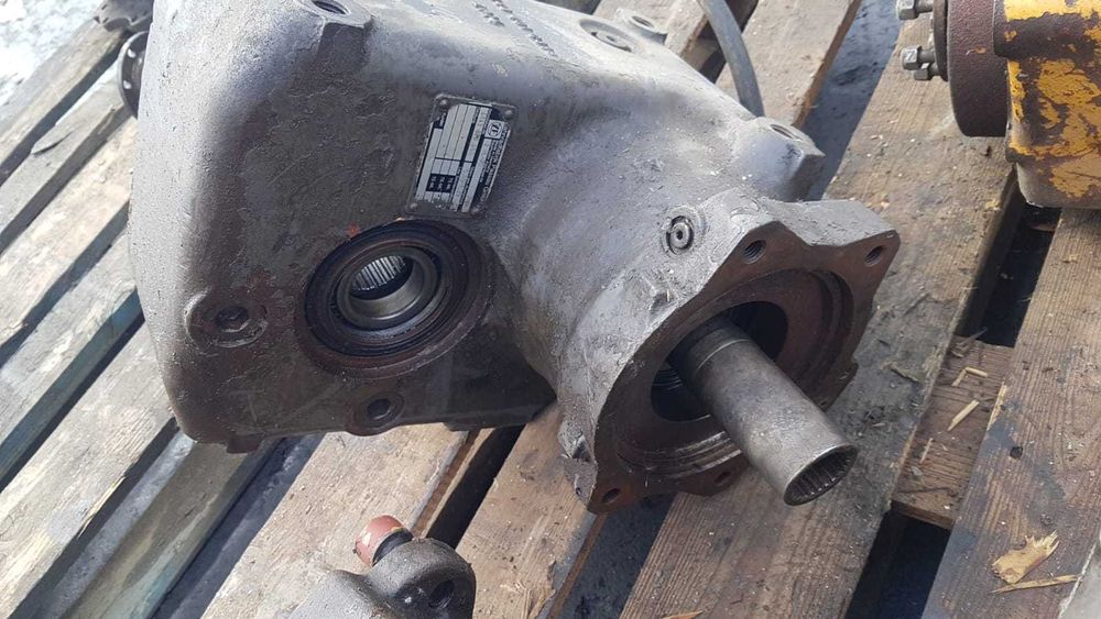 Cutie de viteze ZF 2HL-70 pentru excavator volvo EW140