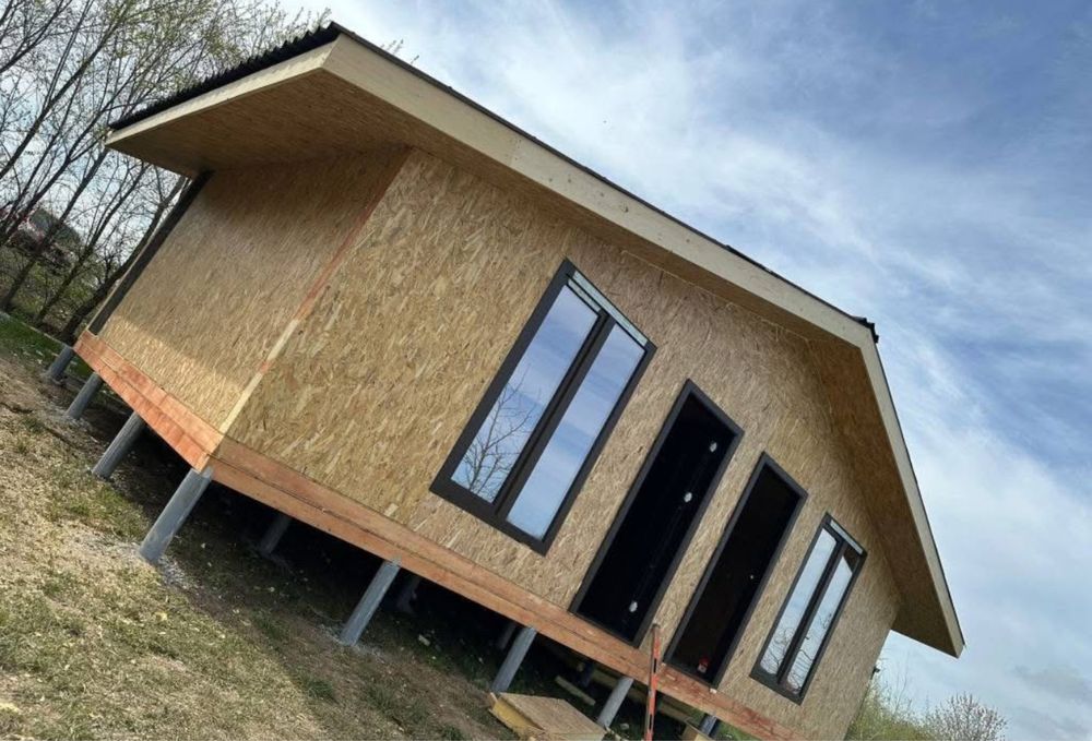 Case modulare din lemn