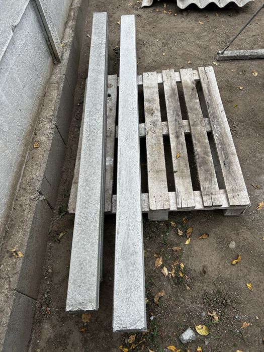 Vând stâlpi si plăci  de gard din beton!