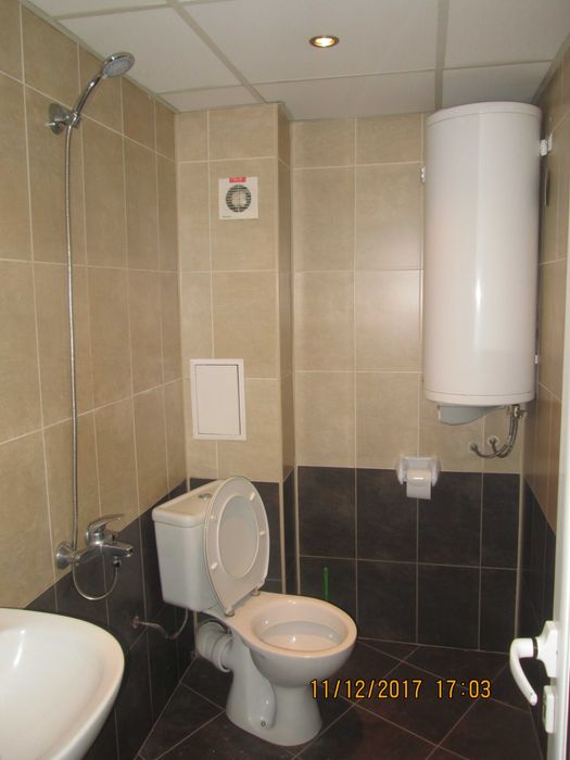 Дава се под наем Тристаен апартамент в Благоевград, Баларбаши - 89 кв.м за 225 € - Снимка #16