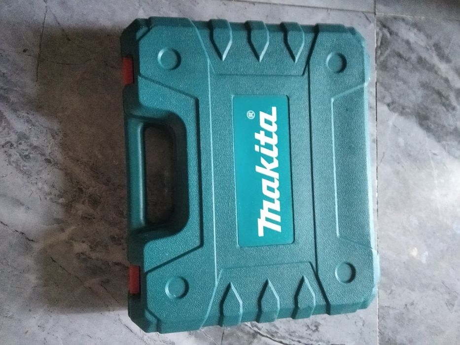 Продам шуруповёрт