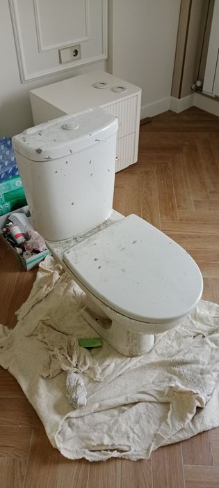 Унитаз б/у продам
