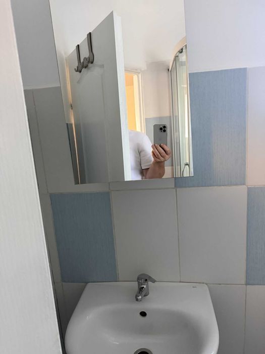 Inchiriez apartament cu o camera