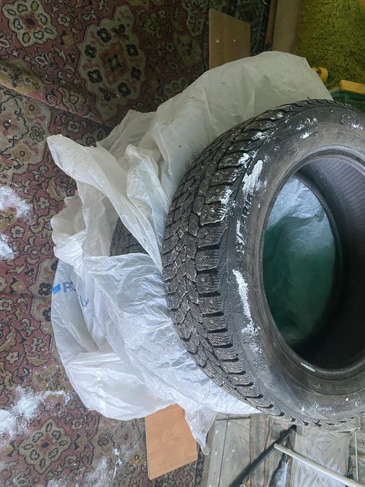Продам шины  16 радиуса зимние