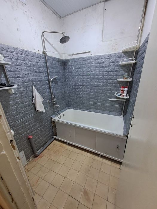 Продается квартира под офис вдоль дороги ТТЗ-1 2/1/4 бал 1,5х6