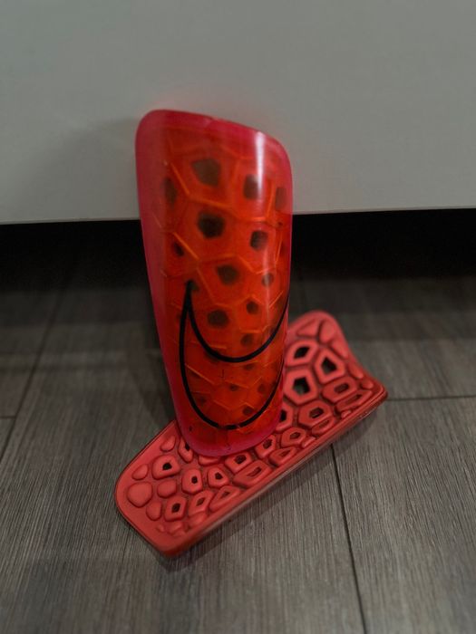 Aparatori fotbal Nike