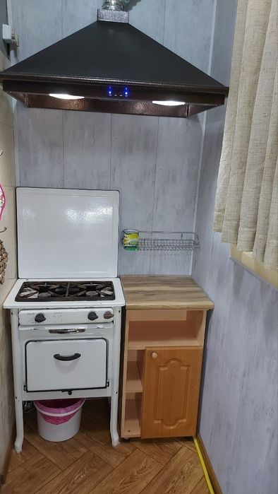 Продам чиланзар 5.  Метро хамза.   Одна комнатная