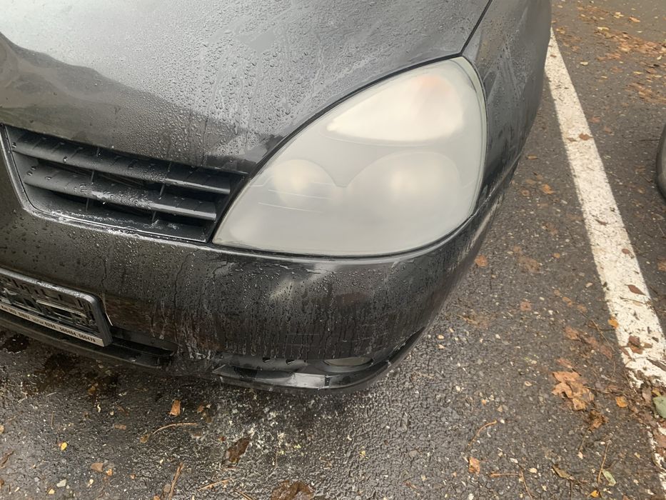 Polisez faruri auto