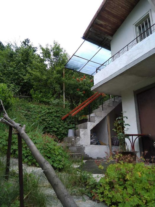 Продава се Къща в София, Красно село - 60 кв.м за 1250 €/кв.м - Снимка #1