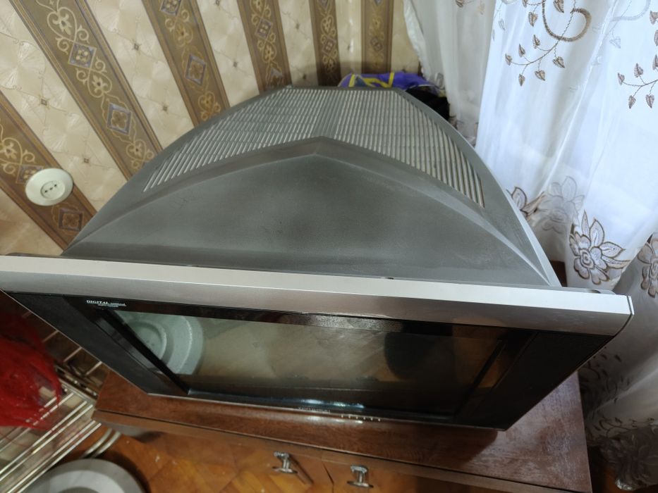 Телевизор hyundai