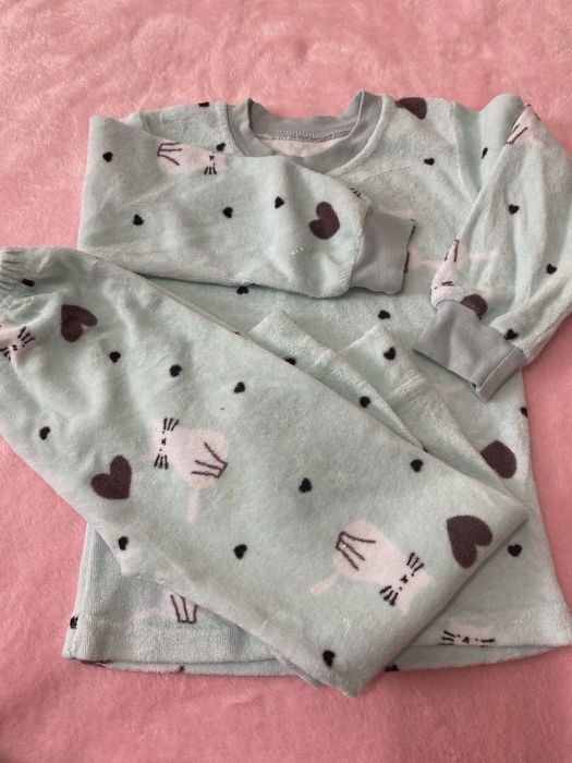 Детские  вещи продам