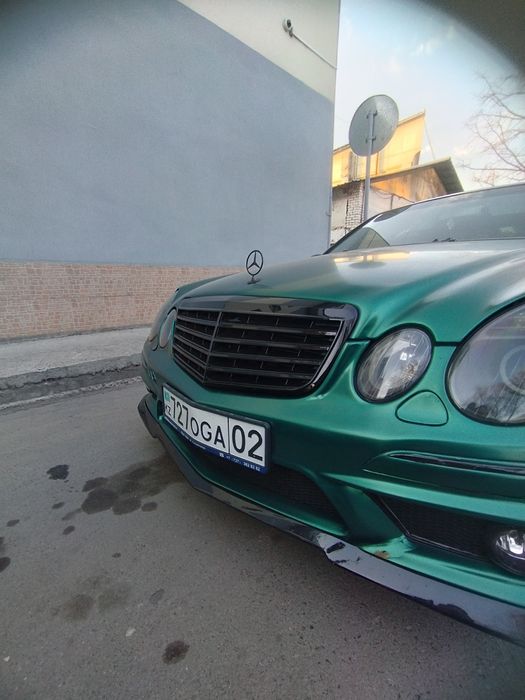 Бампер Мерседес W 211 под 6,3 AMG