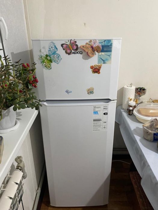 Срочно продаю холодильник