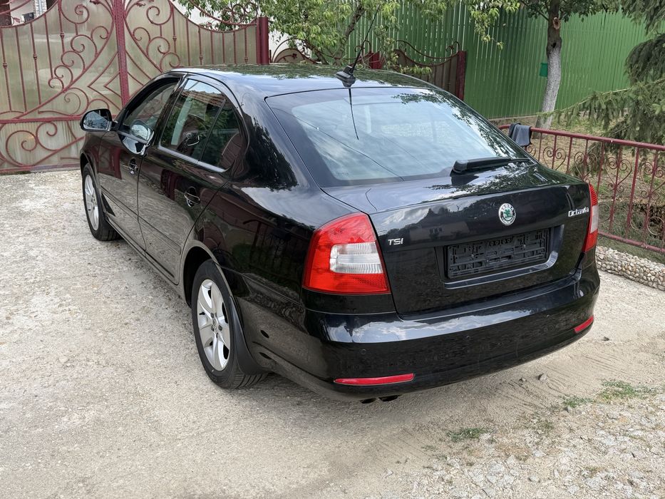 SKODA Octavia 2009 — imagine 4