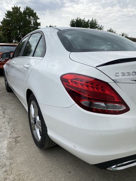 Ușă stânga spate Mercedes W205 C klass 2016