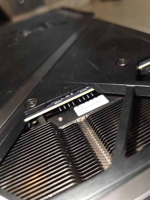 Vând RTX 3070 Strix OC V2