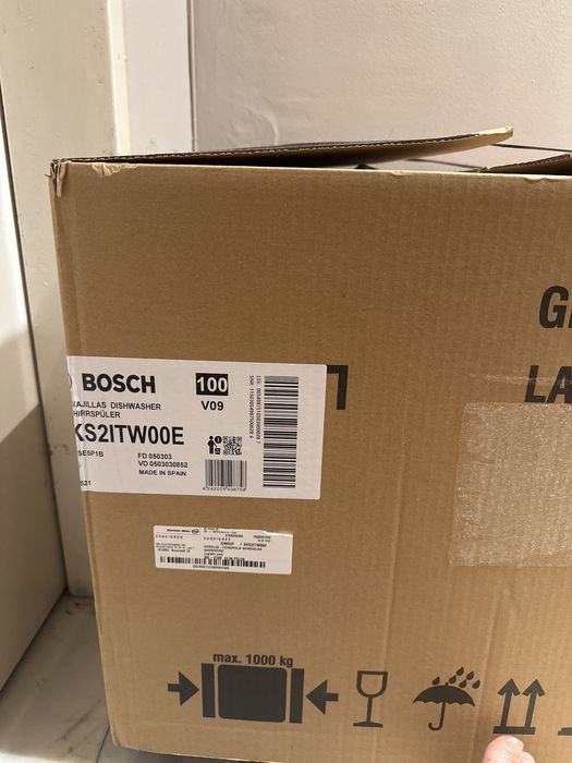 Чисто нова неразопакована стояща съдомиялна Bosh