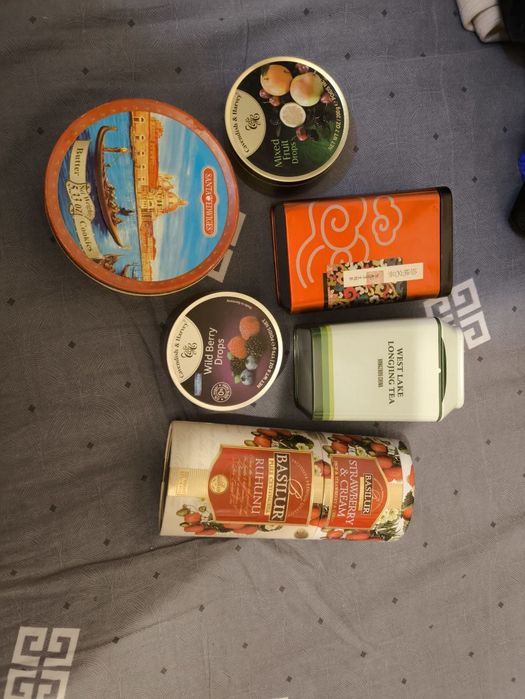 Металлические баночки