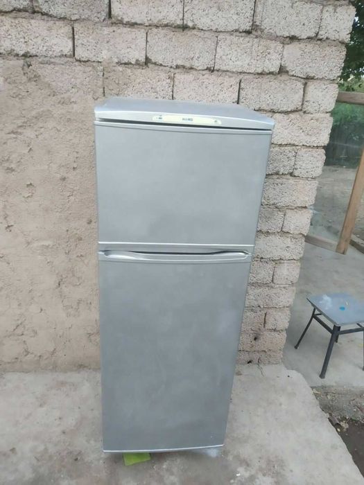 Продается холодильник срочно!