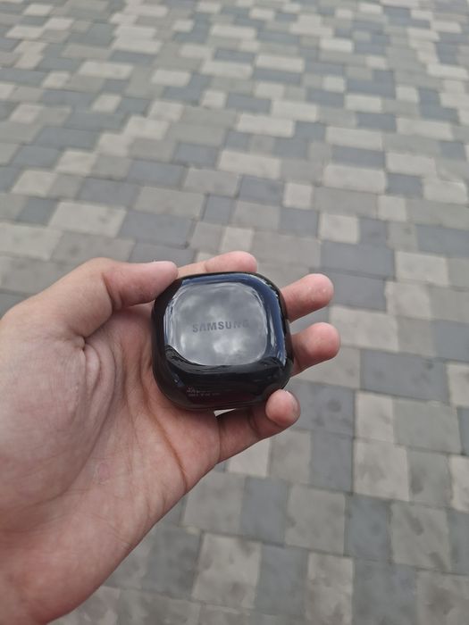 Samsung Galaxy buds core