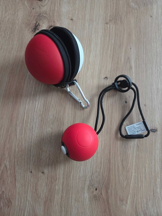Poke Ball Plus controller cu husa jocuri Pokemon Nintendo Switch