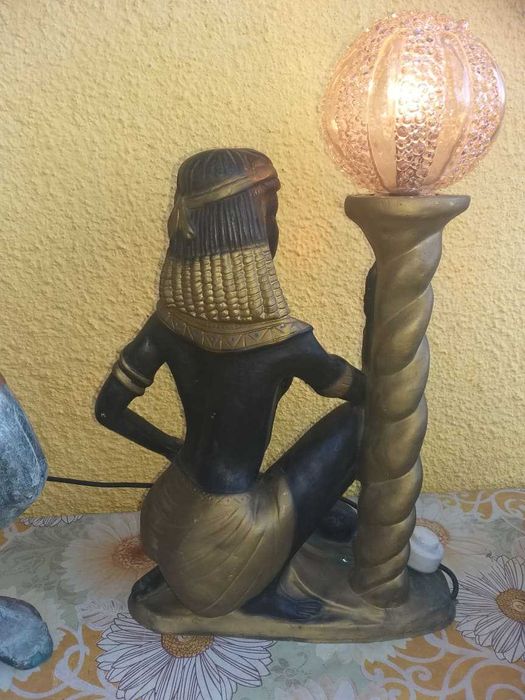 Veioza faraon cu bura din sticla