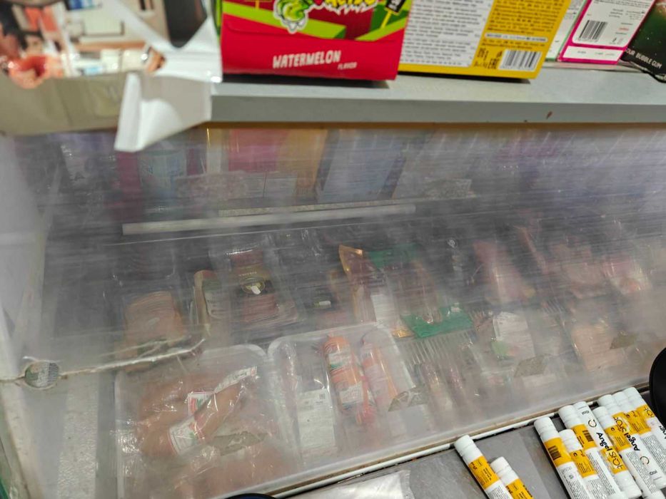 Хладилна витрина НАГИ плюсова - 2 метра - употребявана