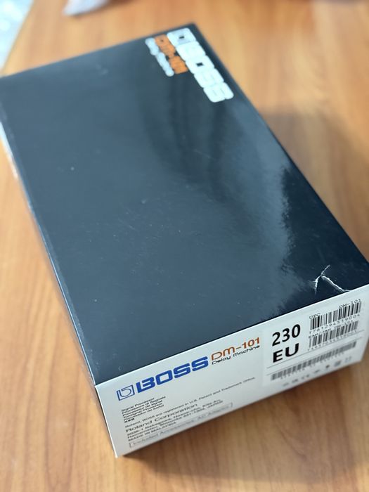 Продам гитарную примочку Boss DM-101 Delay Machine